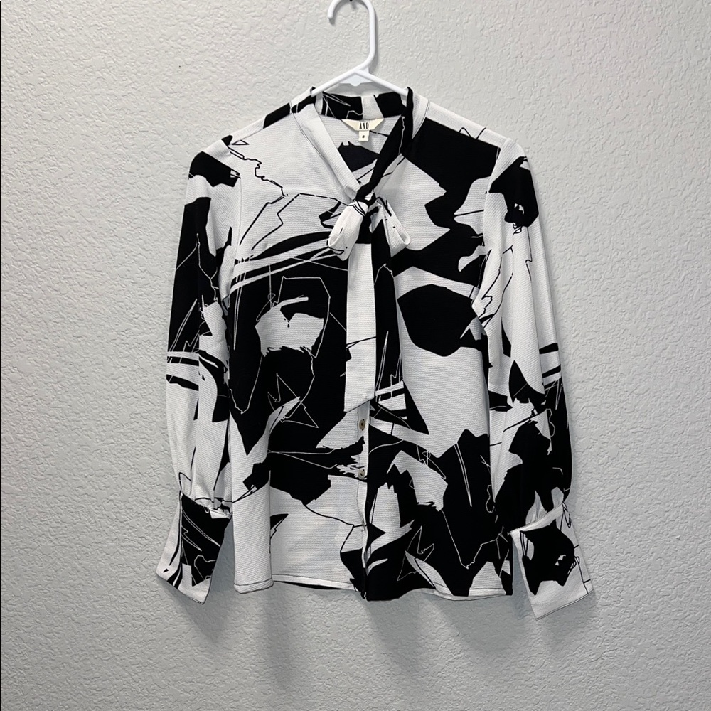 Black and White Abstract Blouse